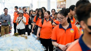 tham qua doanh nghiệp